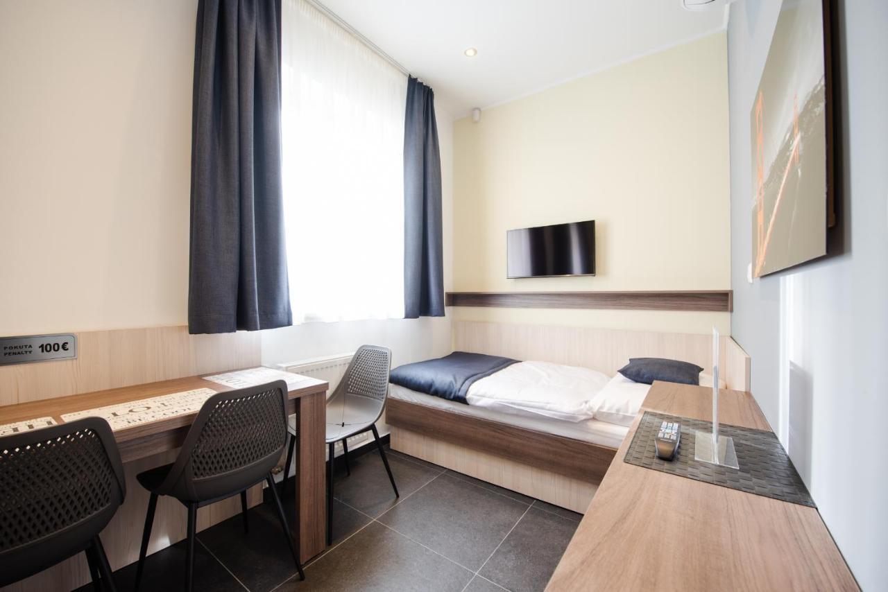 Apartments Danube Bratislava Exterior photo