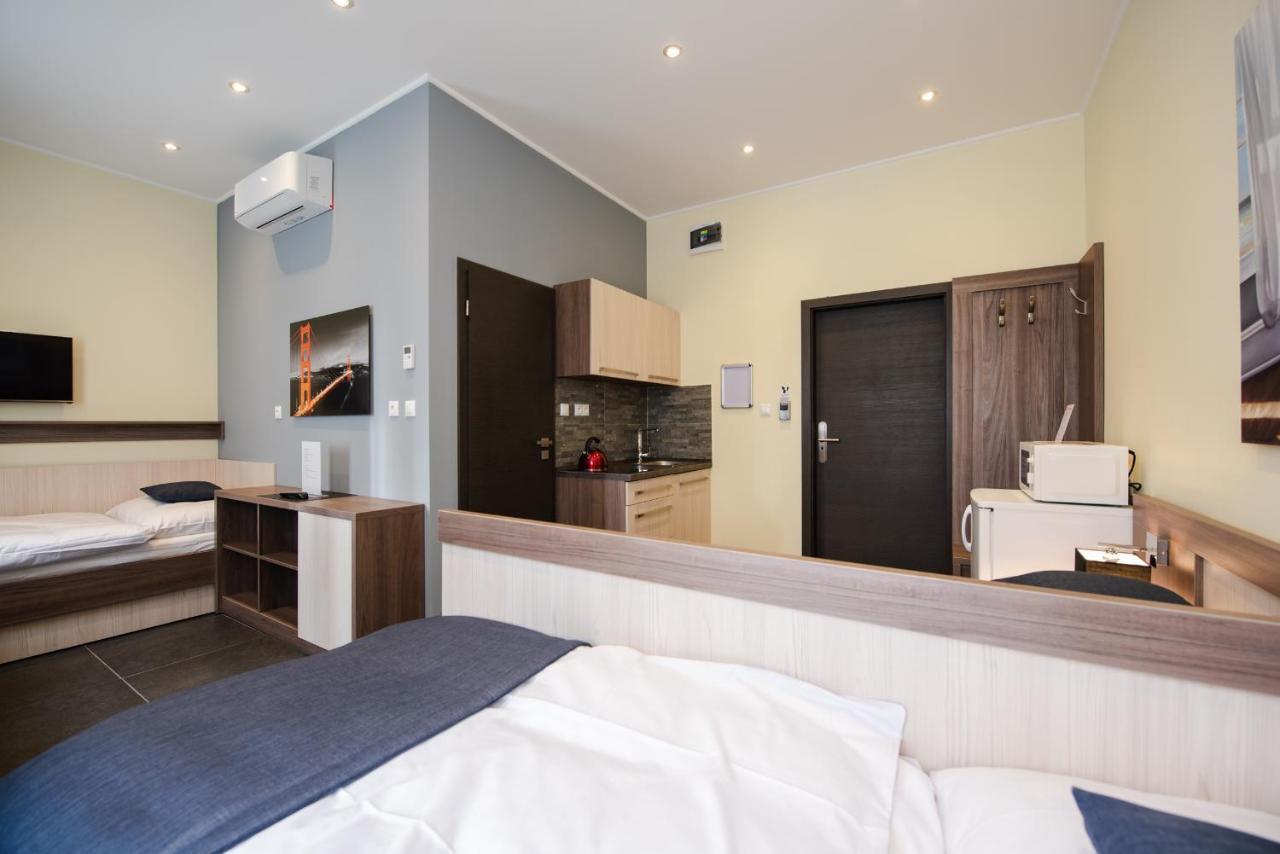 Apartments Danube Bratislava Exterior photo